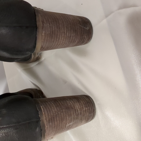 Aldo Heeled Chunky Boots#Clearance#Lastprice#No offer - Picture 6 of 9